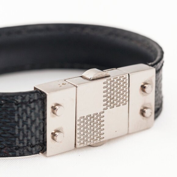 Louis Vuitton Check It Reversible Damier Graphite Bracelet - Picture 3 of 5